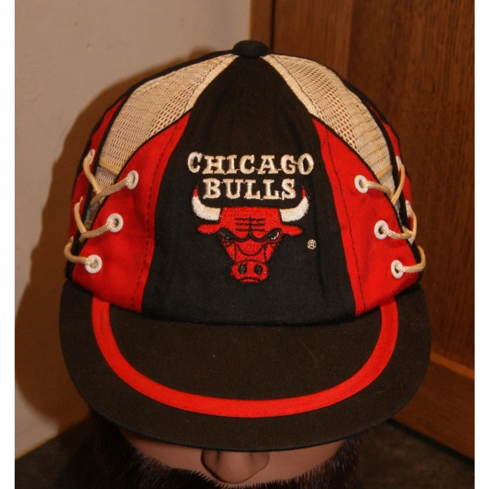 RARE Chicago Bulls Youth 3-7 yrs Stretch Fit Hat Cap Strings, Mesh Vintage 90s